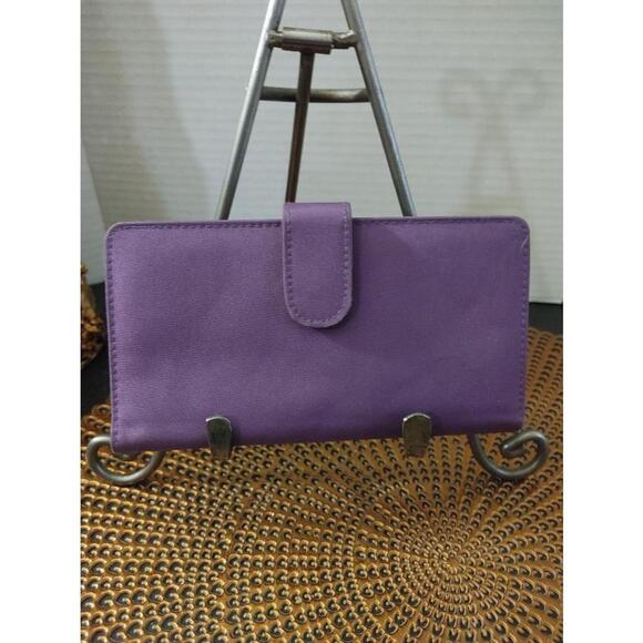 Buxton Nylon Wallet - Picture 3 of 4